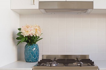 Kitchen Splashback Regrouting and Resealing